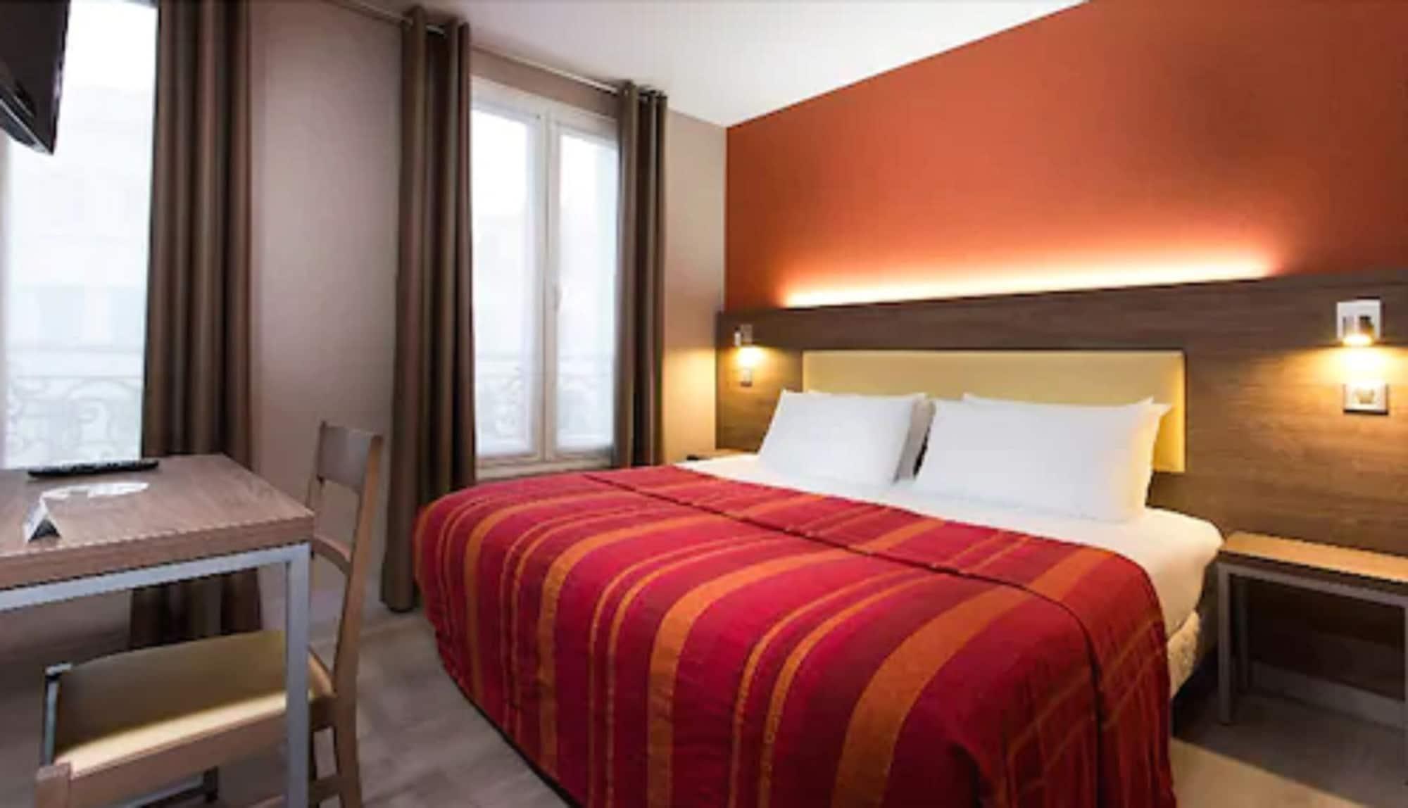 Hotel Des Pavillons Paris Bagian luar foto